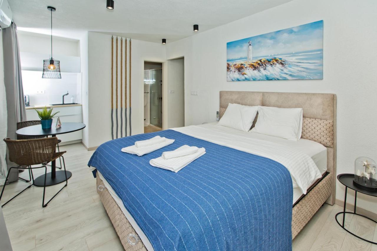 Apartment And Studios Happy Place Hvar Town Eksteriør bilde